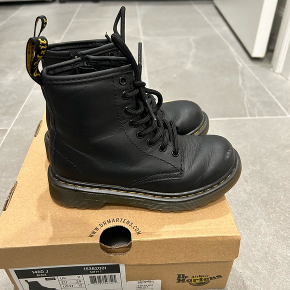 Dr Martens Kids Boots Size 12 - Picture 4 of 8
